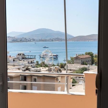 Center Sea View Appartement Sarandë Buitenkant foto